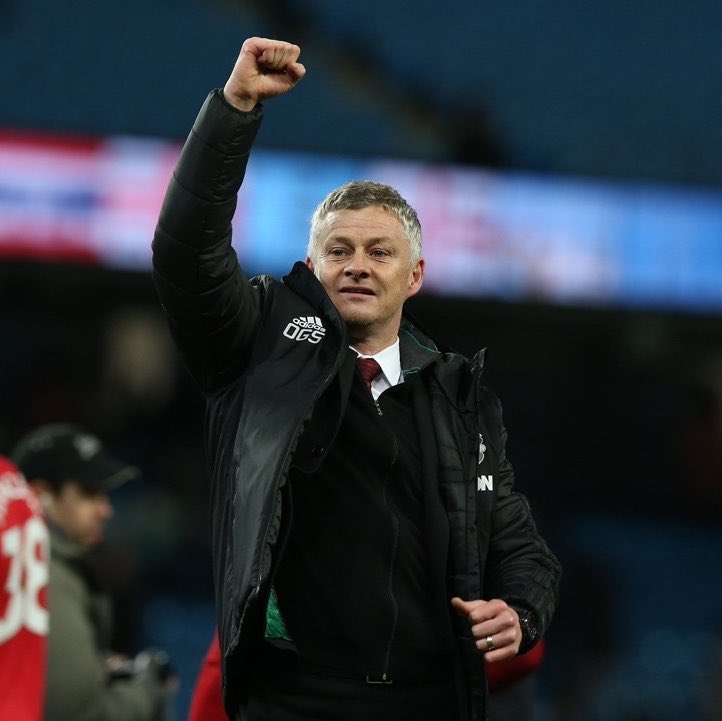 Vanisterror's tweet photo. GANADORES DE LA PREMIER LEAGUE EN MIS LIBROS 🏆🏆 https://t.co/0FISLE0m1L