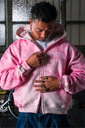 MR_BlueM's tweet photo. Pink is very nice color fr https://t.co/bLcCZ9YsJY