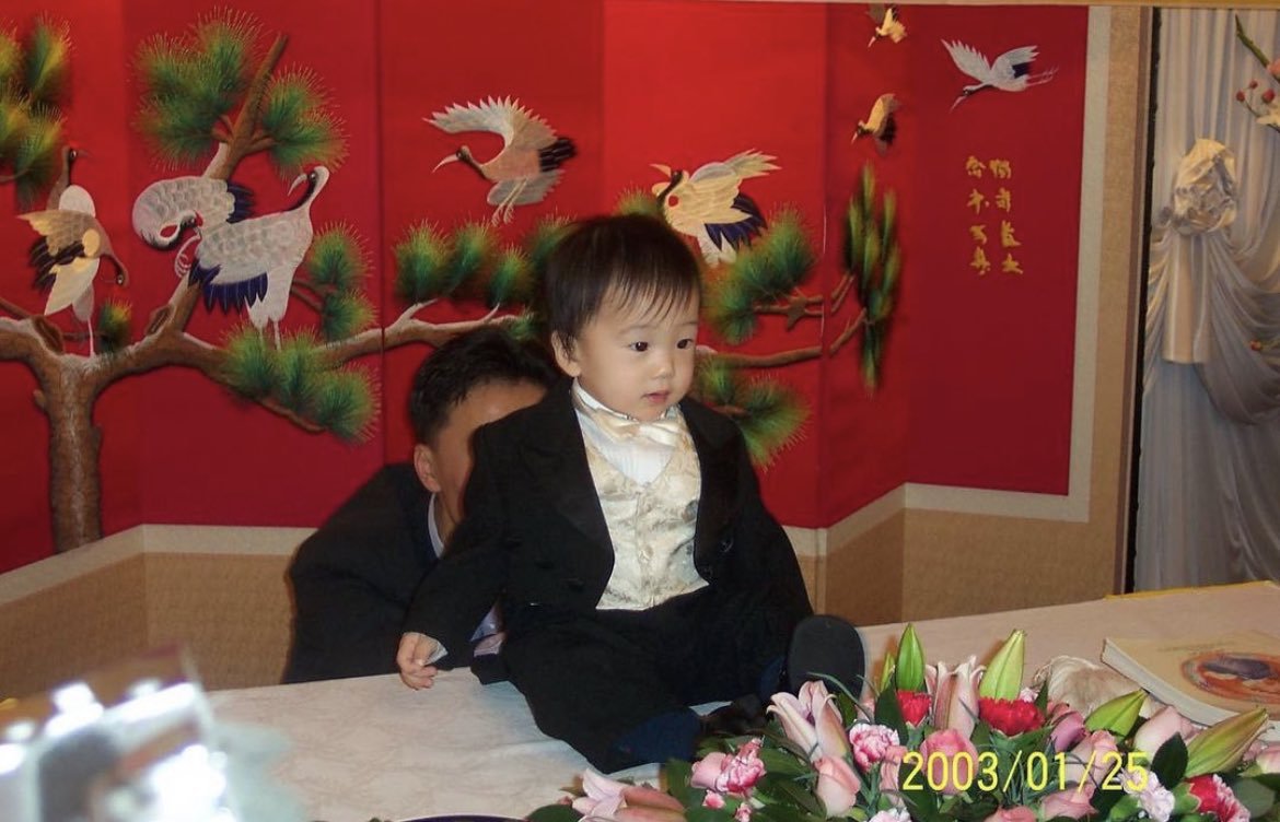 nongjimeow's tweet photo. มันจริงที่ว่าน้องจีซองไม่เคยมียุคมืดเลยเจ้าค่ะพระเจ้าตั้งใจสร้างมากๆสร้างตอนอารมณ์ดีด้วยซ้ำชั้นตกหลุมรักตั้งแต่เเรกเห็น🥺🥺🥺🥹🥹🥹😭😭😭😭🩷🩷🩷🩵🩵🩵🤍🤍🤍 https://t.co/hoz4EC5N3o