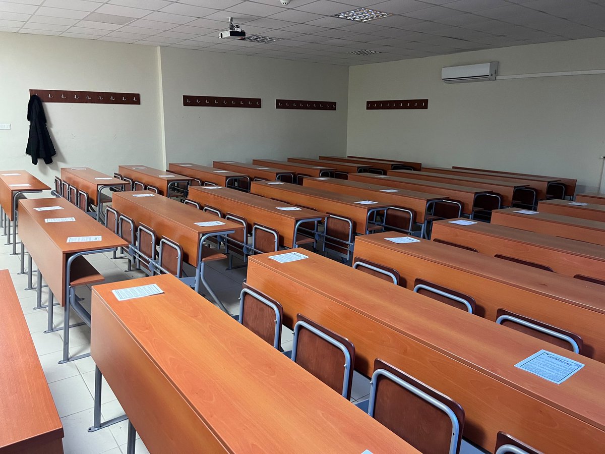 canakkaledgd56's tweet photo. Çanakkale Onsekiz Mart Üniversitesi’ndeki sıra arkadaşlarımıza üniversitelerdeki mücadeleyi büyütmek için çağrımızı yaptık.

Sen de emperyalizme, faşizme ve oligarşiye karşı mücadelede Devrimci Gençlik Derneklerine katıl.

Yarınlarımızı elimizden almak isteyenlere karşı bugünden itibaren kaybedecek bir dakikamız dahi yok! Özgür yarınlar için Devrimci Gençlik Dernekleriyle beraber yürüyelim!