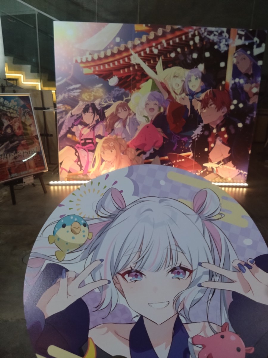 bobminton29's tweet photo. 立川シネマシティのDolby Atmos、音めっっちゃ凄かった！
個人的に最��のReplyいつも以上にくらって良かった！
団扇はヤチヨをGET！
#超かぐや姫 https://t.co/Uz4o7cd6qg