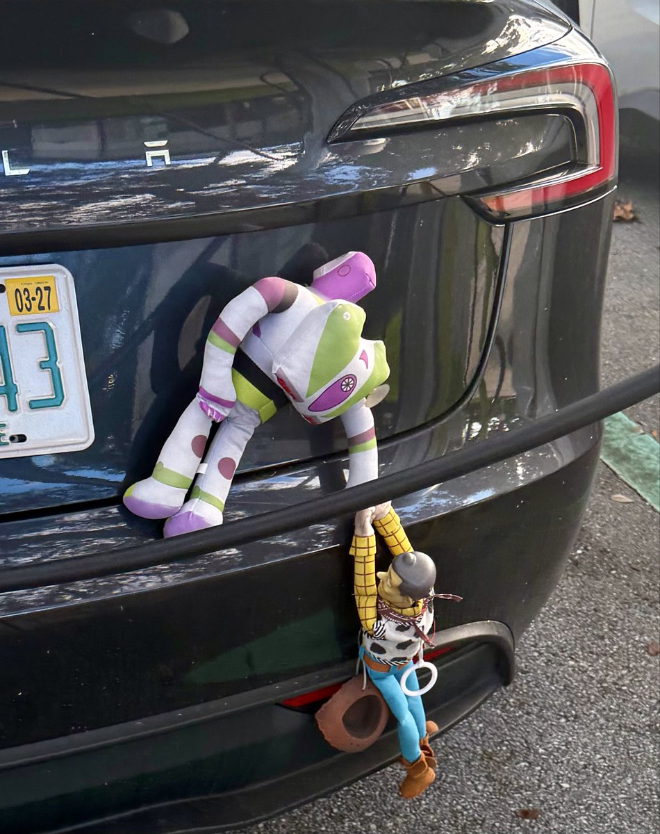 Ashley58166642's tweet photo. Elon would be proud… to infinity and beyond… https://t.co/MFRZVF49Km