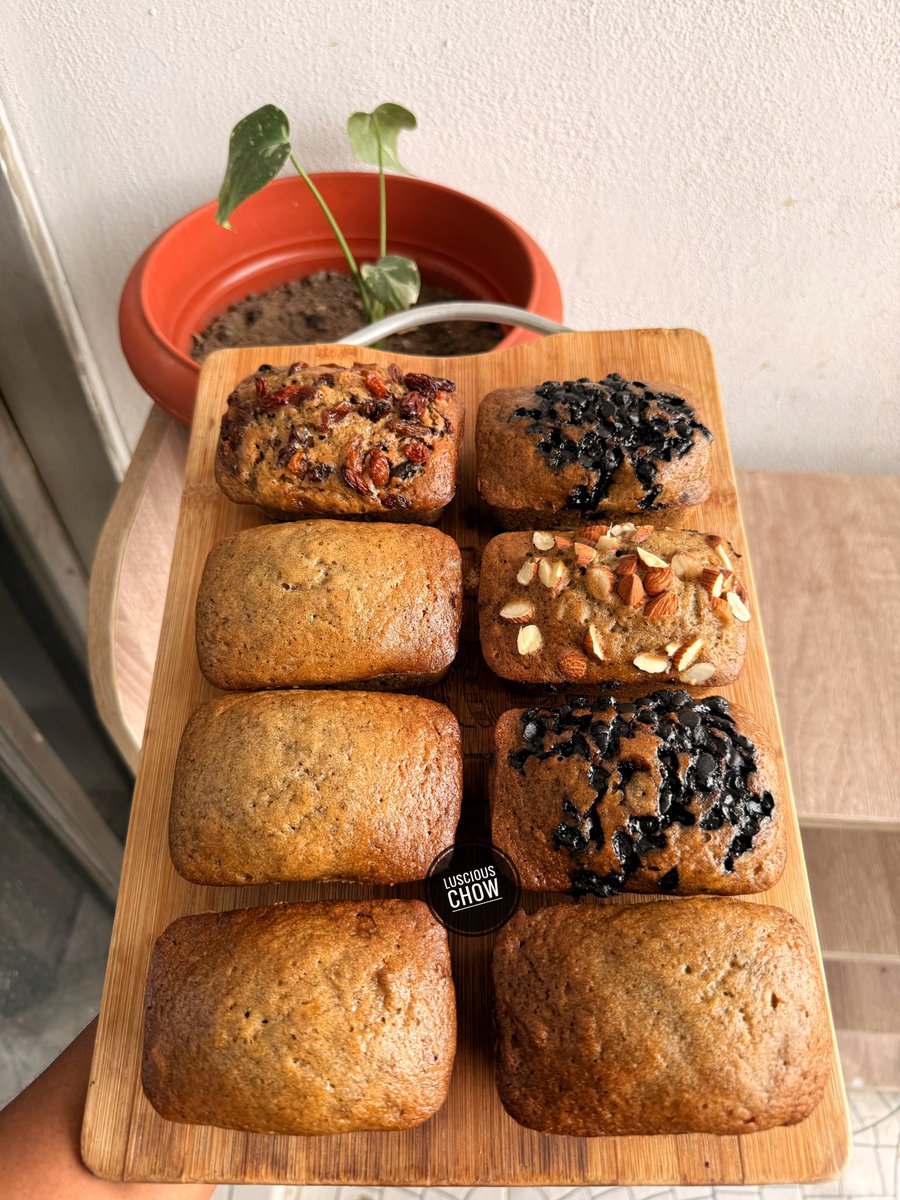 adaezennaji_'s tweet photo. Some of the banana breads I baked freshly and sent out this morning 🤭😍😍❤️
@luscious_chow https://t.co/kDbrKE8HP5