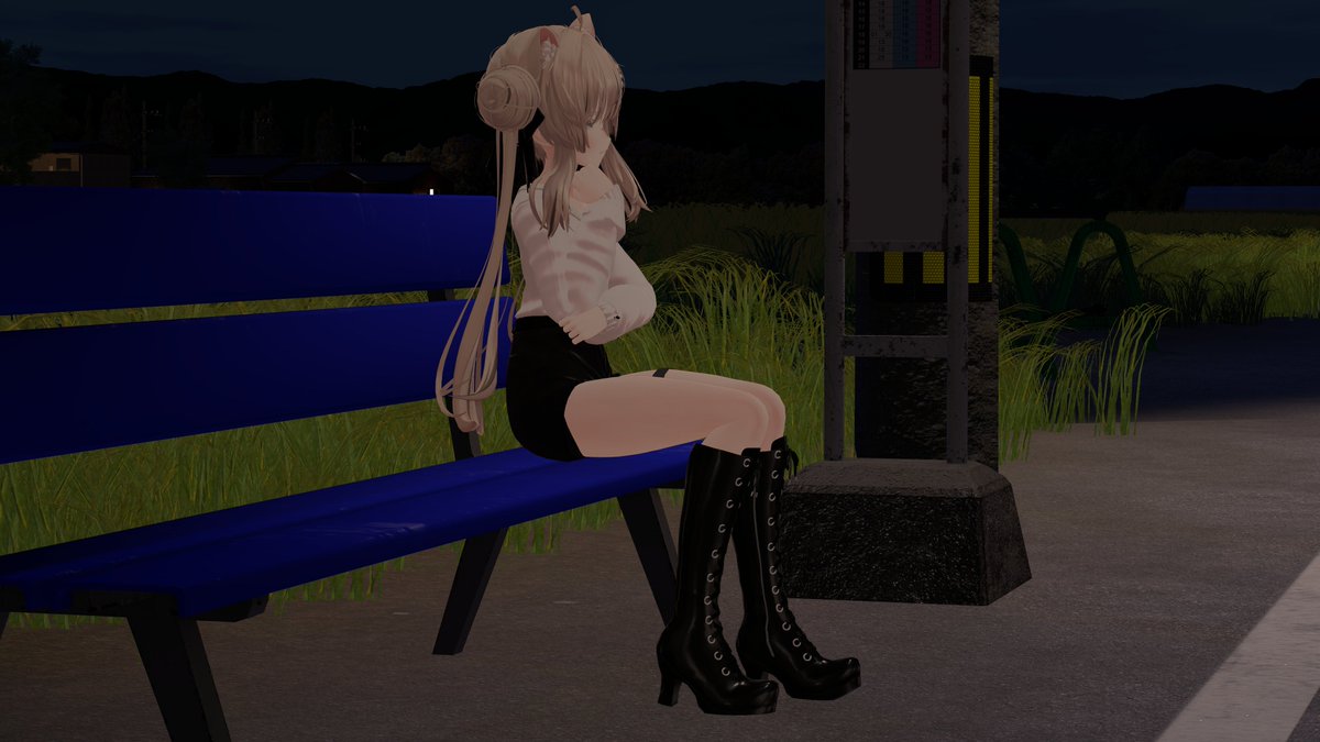 fanmiku4's tweet photo. パートナーと旅行していたんですが、途中で置き去りにされてしまいました。

私の服装は、この場所には全くふさわしくありません。 https://t.co/b64wVXpLWH