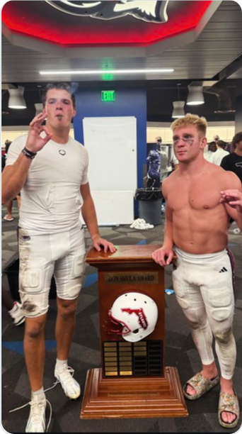 NextOwlsCoach's tweet photo. But at FAU it's just fine to light up in the locker room post game.  @faufootball (photo on the right courtesy of @ JoshMcCowanFAU https://t.co/Ve0c9eAyyr