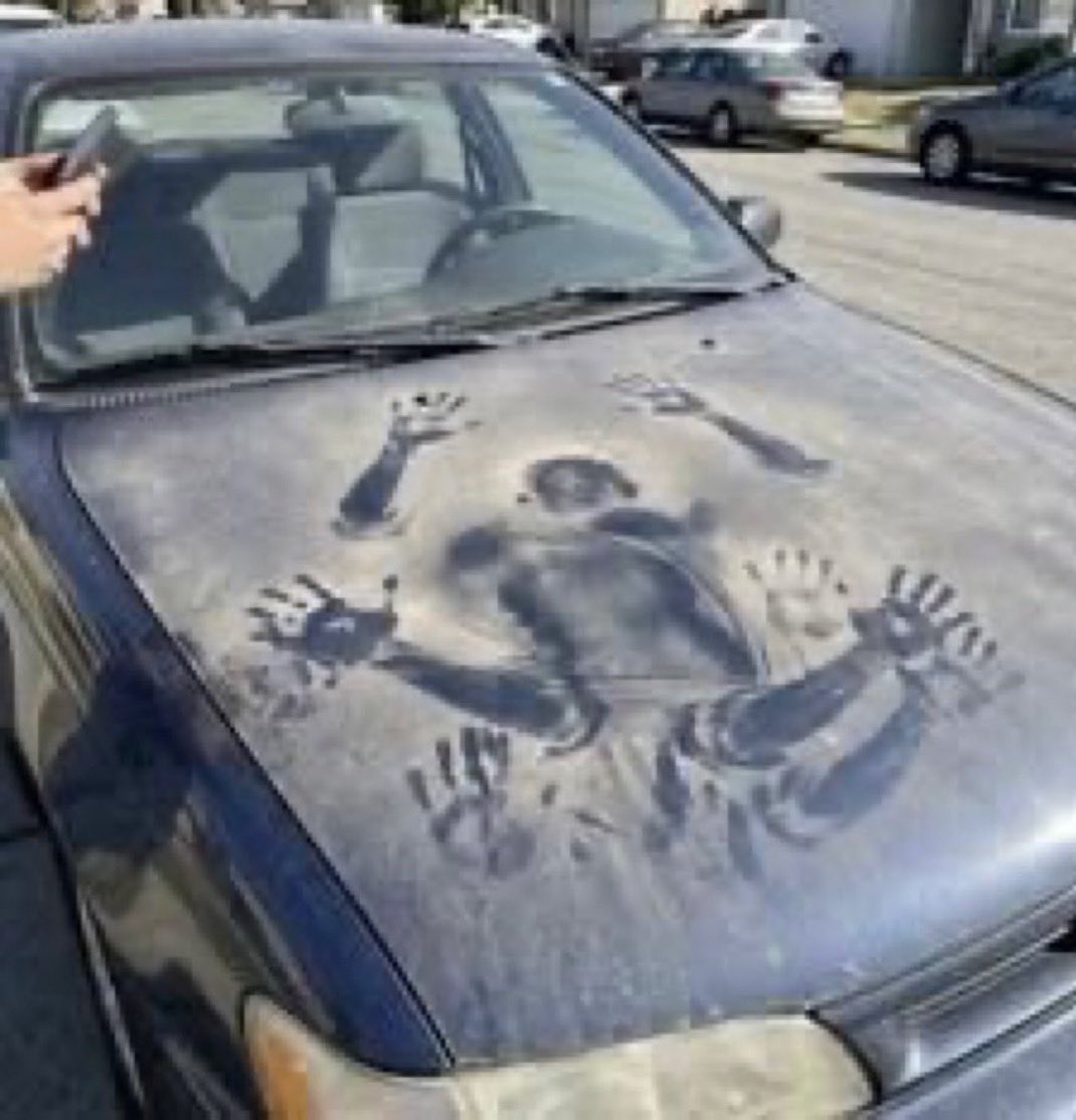 Mubi_1713's tweet photo. Hey @grok, recreate this art into reality. I want to check something.👀 https://t.co/eyjntmnext