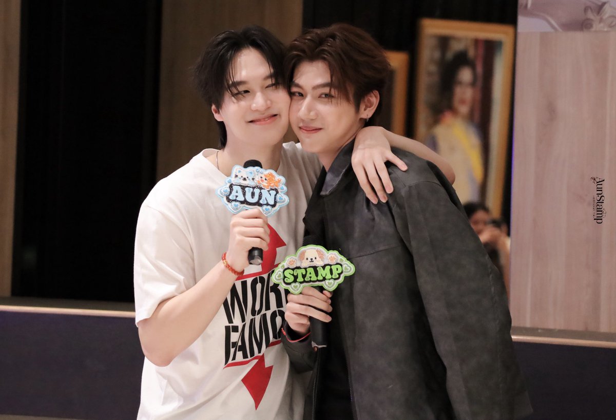AunStampOFC_TH's tweet photo. เอาจุ่มแก้มมาส่งเข้านอนค้าบ ขอใ้ห้หลับไม่ฝันนะคับ😴

[ #Aunstamp ] https://t.co/xnoDBgZZrq