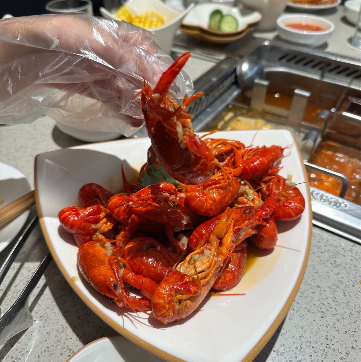 ssaraanghae's tweet photo. 작년 오늘 여자들이랑 맛있게 대련감😽😽
대련 하딜 마라롱샤 시켜세요!!! https://t.co/Wis0cBWXV3