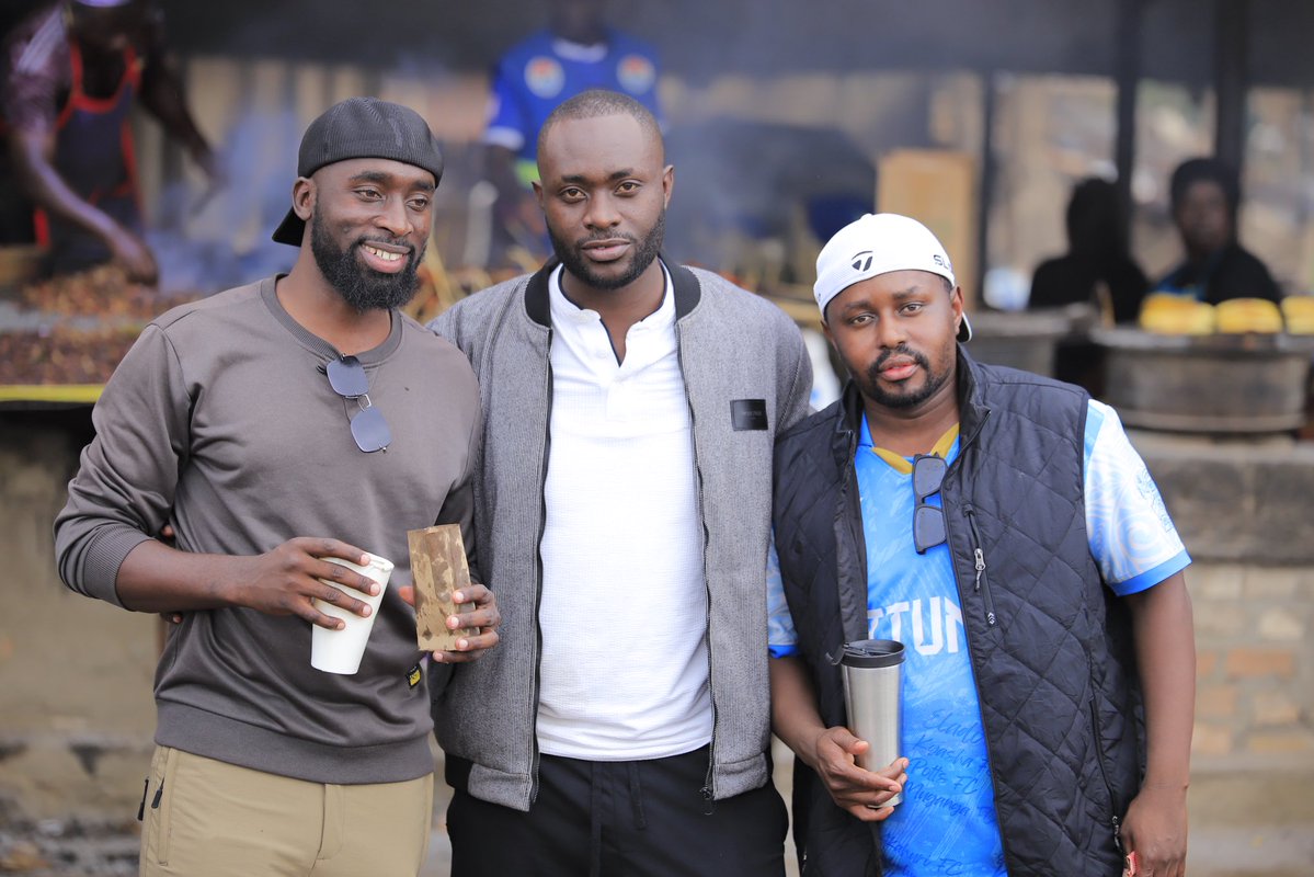 FcKisyanga's tweet photo. First stop over 🤭

Lukaya !!!!
#RoadToKitunga https://t.co/49Y5R1P9bu