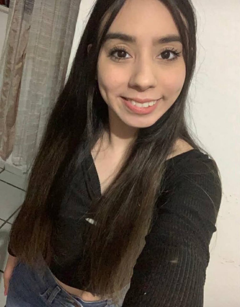 PanterasNBBC's tweet photo. Aceptalo pendejo 
La puta que tienes de novia dice que te ama
Pero ama más mandar fotos en tanga a los compañeros de clase con papas adinerados

Mientras tú la ves toda tierna e inocente
Hay morros hijos de papi que la rolan como cualquier puta siendo tu novia 

Panteras negras https://t.co/Dpeay0oYo9