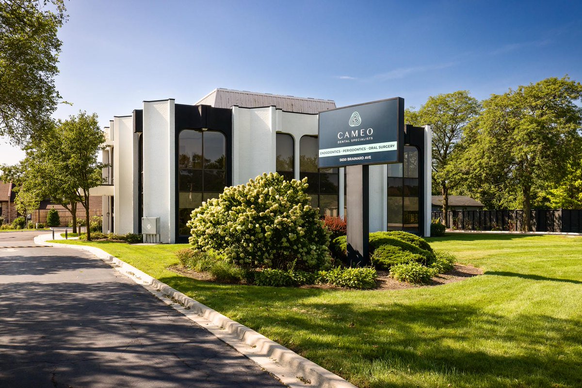 APEXDB's tweet photo. This LaGrange building used to be a bank. Now it's 5,000 SF of oral surgery, endo, and perio under one roof for Cameo Dental Specialists, our fifth project together.
#ApexDesignBuild #DentalDesign #AdaptiveReuse #DentalSpecialty #OralSurgery #HealthcareDesign #MedicalContractor https://t.co/ptLpfVzgGA