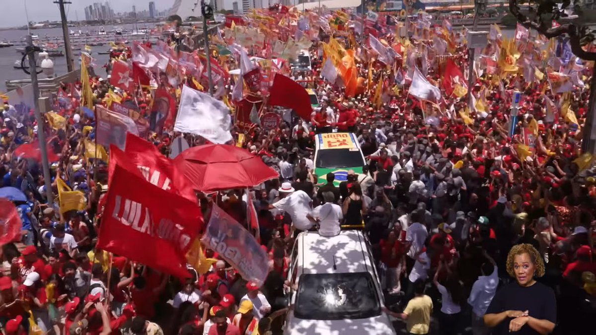 updatecharts's tweet photo. Recife simplesmente LOTADO recebendo Lula. https://t.co/LTWJnDwzw3