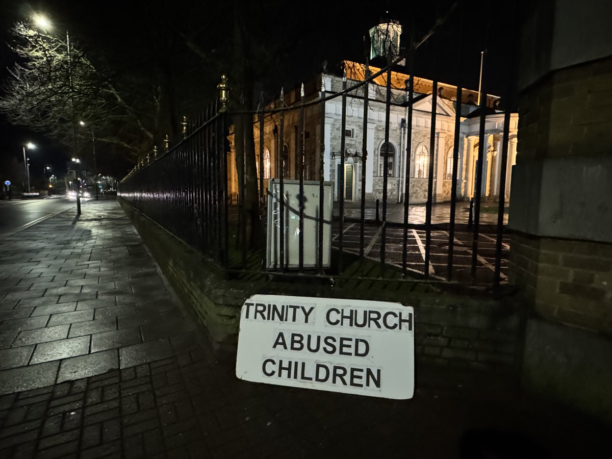 ChurchVictims's tweet photo. The Hypocrisy of Christians  #brentwood #essex #elim #elimpentecsotal #evangelcial #christian #church #abuse #cult #churchabsue #spiritualcontrol  https://t.co/IGBy8JcsAQ https://t.co/56mQ1UuUJi