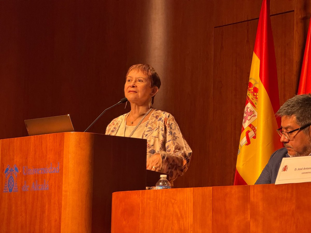 CLAD_Org's tweet photo. Ma. Victoria Whittingham presentó el número 95 de la Revista del CLAD Reforma y Democracia durante el Congreso GIGAPP 2026 en España. 🇪🇸

Conoce la edición especial “Políticas públicas desde América Latina”, elaborada junto con @GIGAPP y la Red LATEPP: https://t.co/mjJSCQnyf8 https://t.co/eZPBJnmZIM