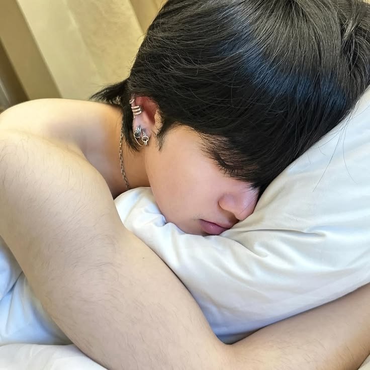 pedtacaby's tweet photo. "netein temen 2jam"

Yang netein                                   temennya https://t.co/93ZzfBagg6