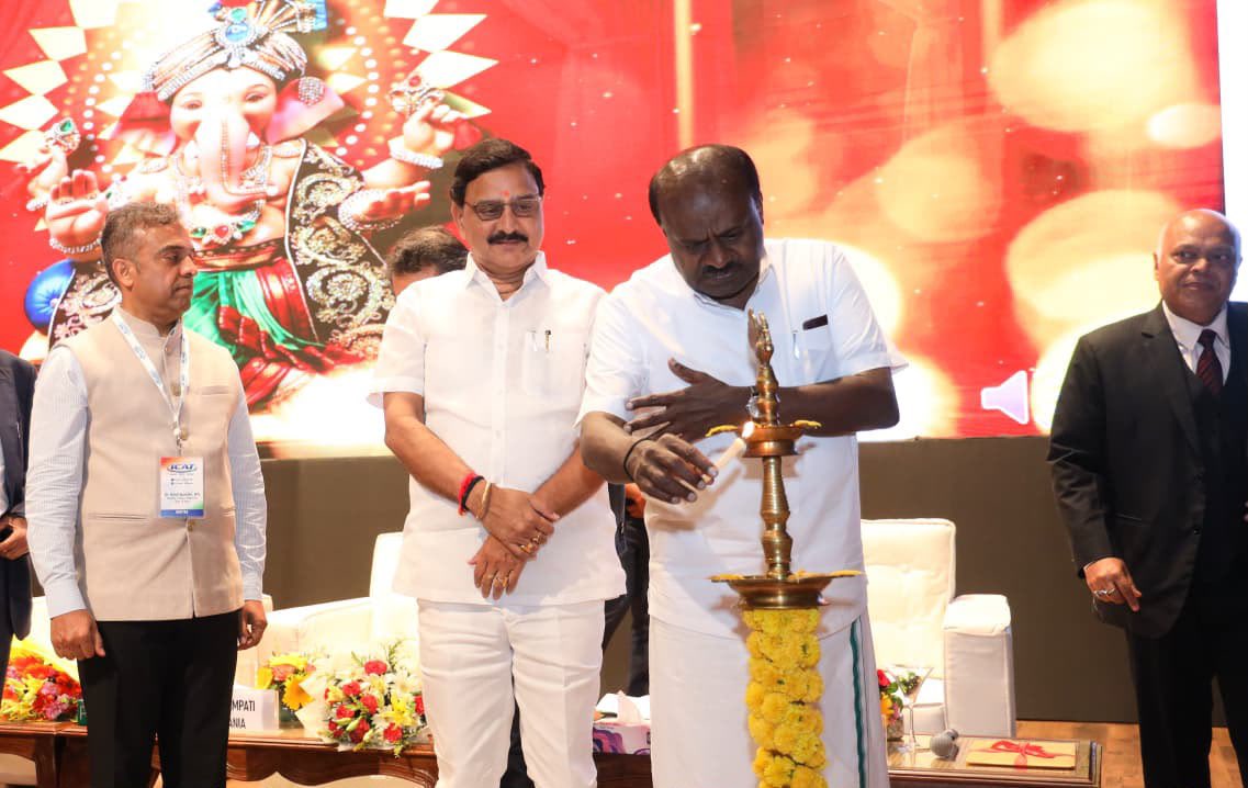 hd_kumaraswamy's tweet photo. 📍 Manesar, Haryana

Pleased to be at ICAT, celebrating 20 years of excellence in automotive technology and innovation.

Under the visionary leadership of Hon’ble PM Shri @narendramodi avaru, the @MHI_GoI is strengthening India’s capabilities across design, engineering, manufacturing and mobility technologies.

Today, we unveiled the new @icat_in logo and marked an important announcement with IIT Roorkee, further strengthening industry-academia collaboration.

The Ministry has also earmarked ₹780 crore for upgrading the infrastructure of testing agencies, further strengthening India’s testing ecosystem for the technologies of tomorrow.

@arai_india @Natrax_IND @GARC_India @siamindia @ACMAIndia 

#ICAT20 #MinistryOfHeavyIndustries #AtmanirbharBharat #MakeInIndia #ViksitBharat2047