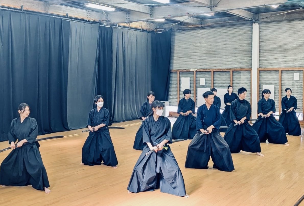 shido_juku_sc's tweet photo. 『蘆花まつり2026』開催まであと1ヶ月と迫り、公式サイトから今年度のパンフレットが発行されました！

私達は11時40分から12時10分まで
EASTステージにて演武を披露させていただきます！

沢山の方のご来場、心よりお待ちしております！

(ご観覧は無料です)
#志道塾 #蘆花まつり2026 #殺陣 https://t.co/CR1VewXC3f