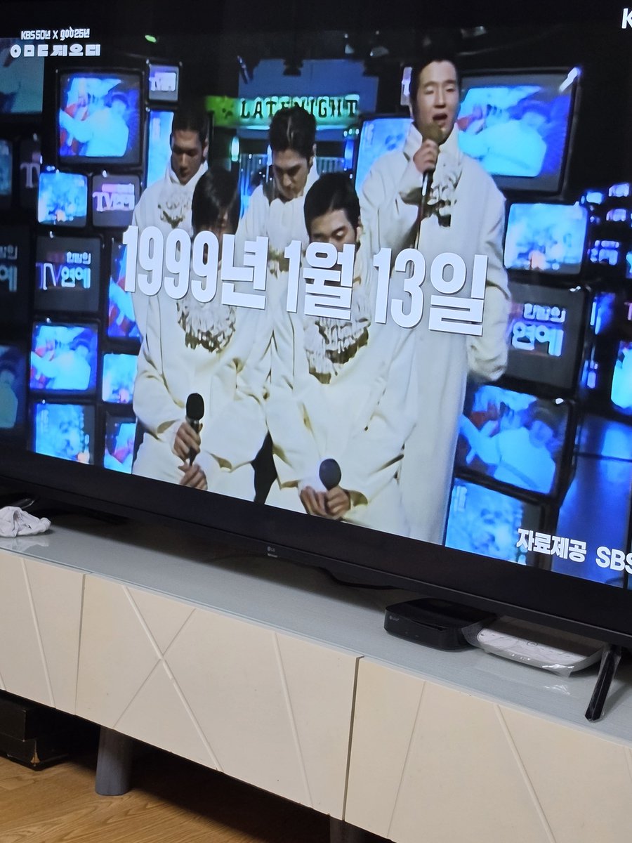 _minsun_0113's tweet photo. 3년전이래 벌써ㅠ https://t.co/E2TqeSmm0A