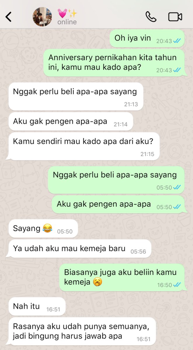 analienblues's tweet photo. 04. Anaknya titip ke aku aja sini https://t.co/OytDCgkBO0