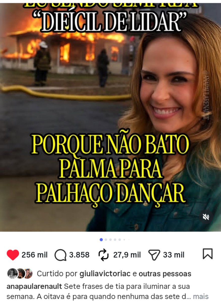 balfscait's tweet photo. o engajamento da ana paula postando vídeo engraçadinho vídeo sobre política e suas frases de tia QUE MULHER INSANA https://t.co/eu4AR7pZI5