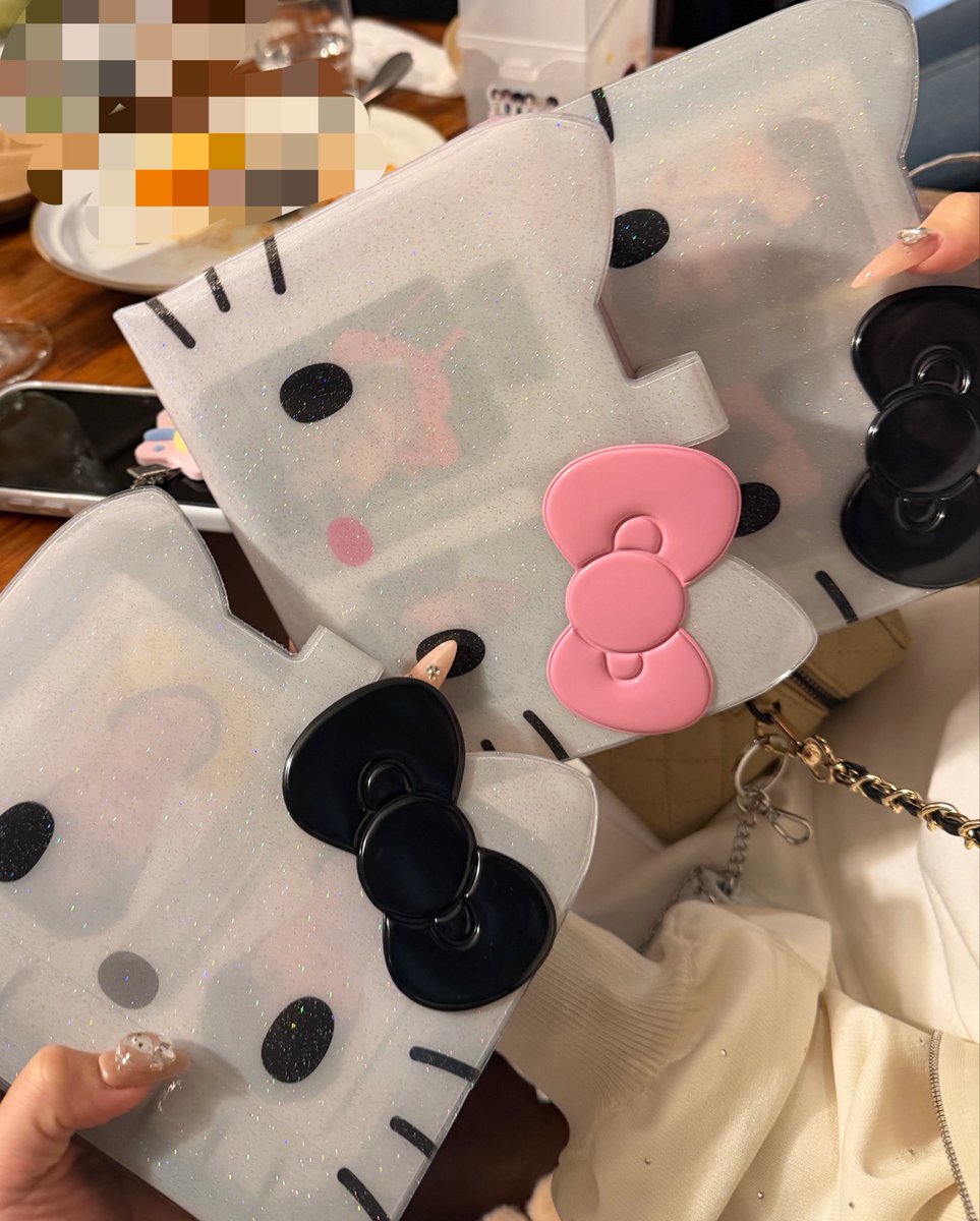 xx9xoy's tweet photo. キティちゃんのバインダー🎶🎶とってもかわいいですこれ🎶🎶 https://t.co/3tukCkInQy