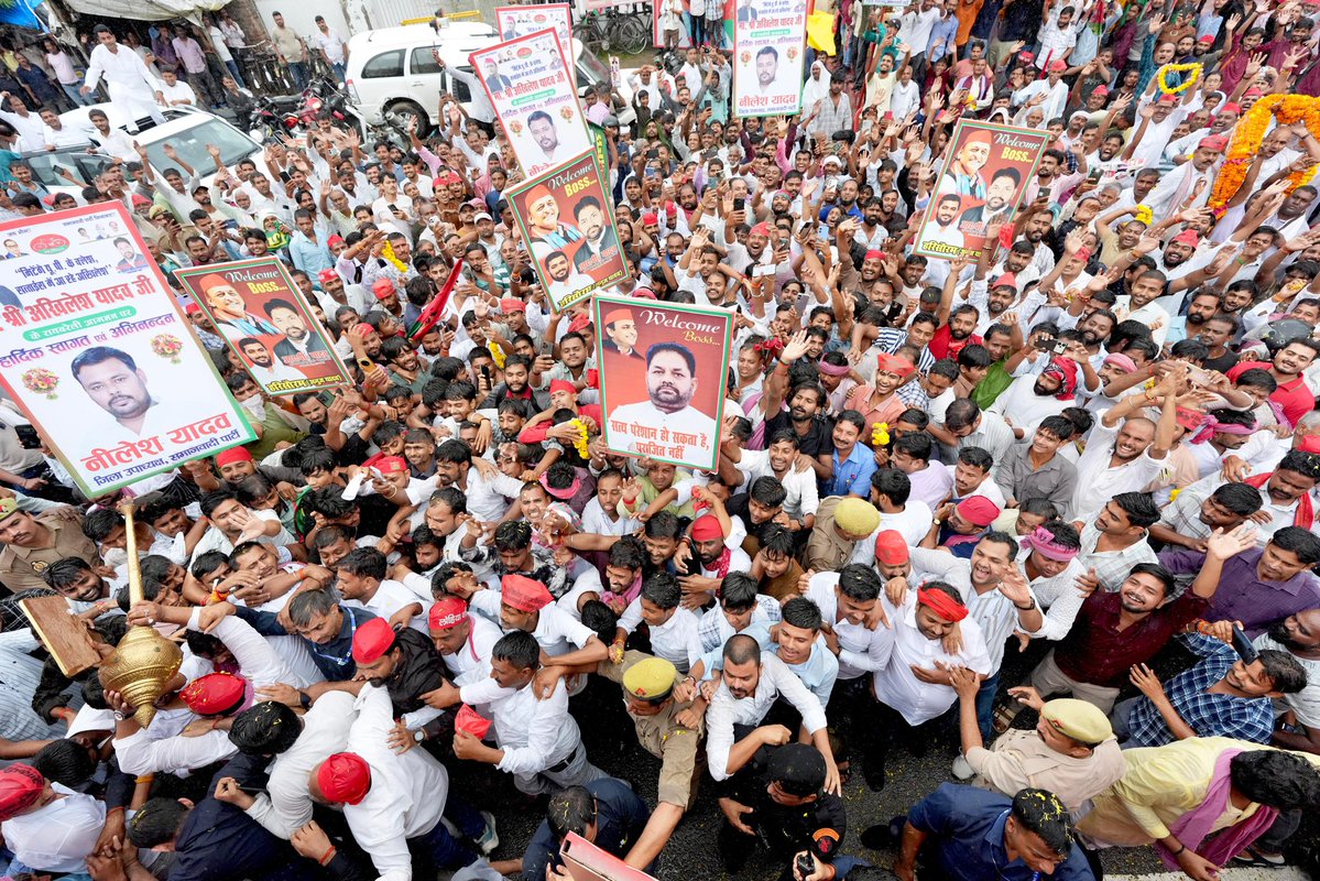 yadavakhilesh's tweet photo. संकल्प ले लिया समानता की नई रीत का
और अपने ‘पीडीए’ की शानदार जीत का! https://t.co/zWKDCqG1bQ