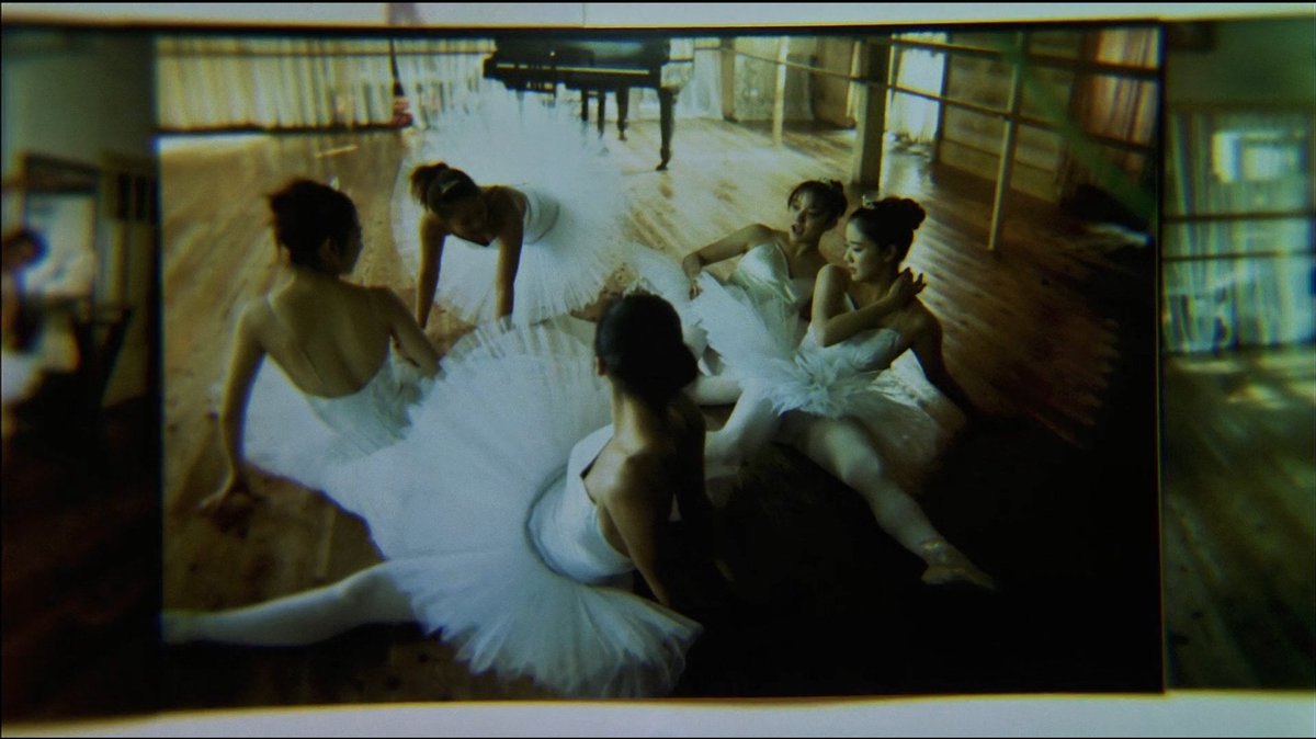 elorae_ra's tweet photo. Hana &amp; Alice (2004) || Dir. Shunji Iwai https://t.co/fYa4dw18gi
