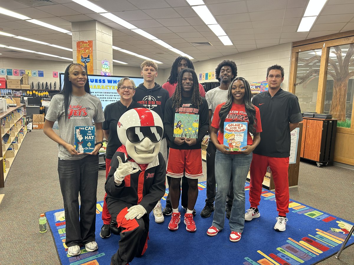 SGTCJets's tweet photo. Thank you to Sumter County Elementary for having members of the Jets, Lady Jets and Ace come to read to some of the classes this morning. #SGTCJets #SGTCLadyJets #readingisfun https://t.co/Sr6ibiCHcz