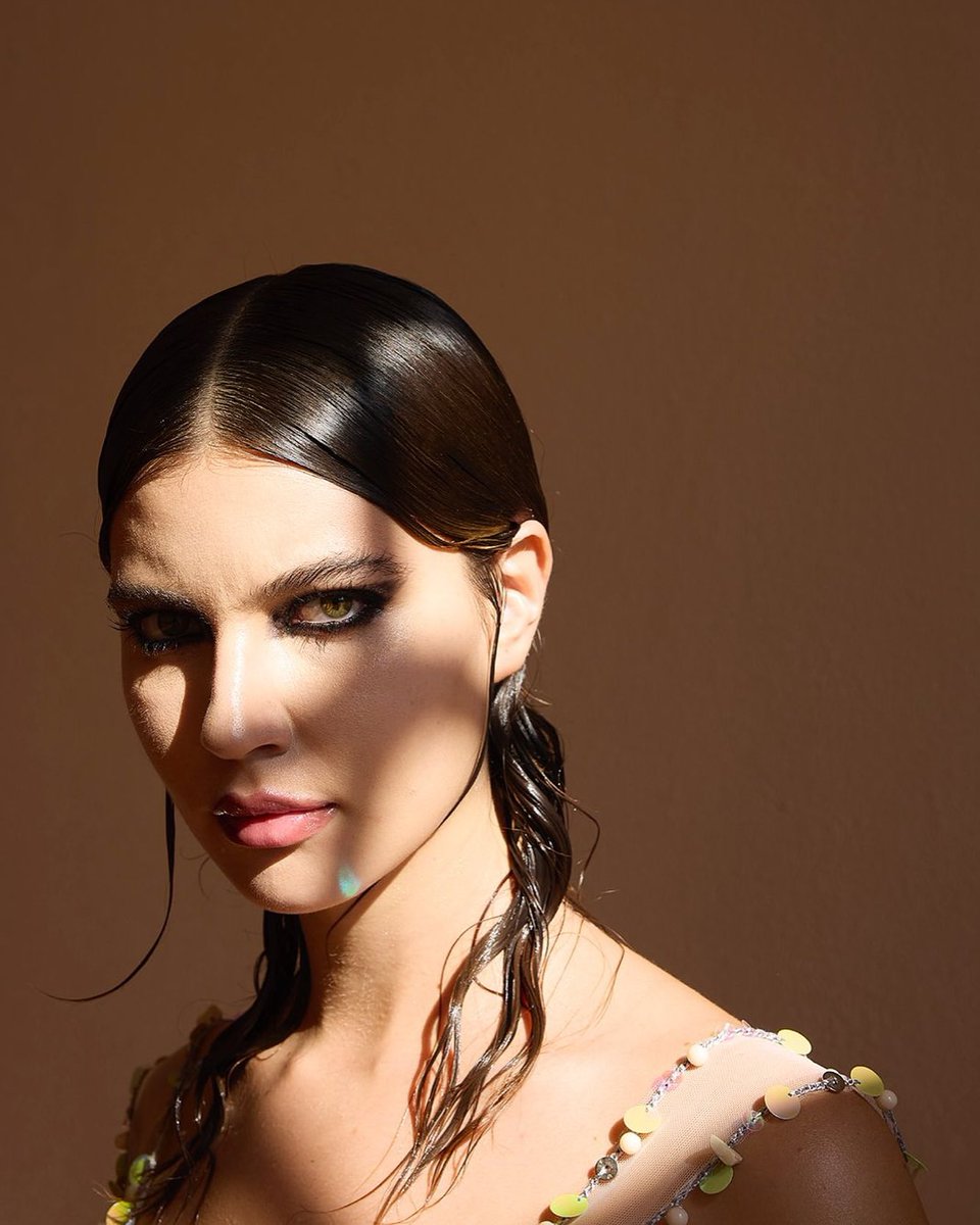 archiveguillen's tweet photo. alanis guillen para fort magazine. (2024) https://t.co/UAFnRbzlI4