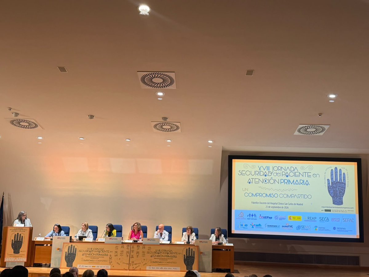asanec's tweet photo. 📍Hoy 25 de septiembre, @maruferos presidenta de @asanec ha asistido en representación a la XVIII Jornada de Seguridad del Paciente en #AtenciónPrimaria, celebrada en el Pabellón Docente del Hospital Clínico San Carlos de Madrid.
#segpacap #seguridaddelpaciente #efyc https://t.co/w0ryBFA1Q2