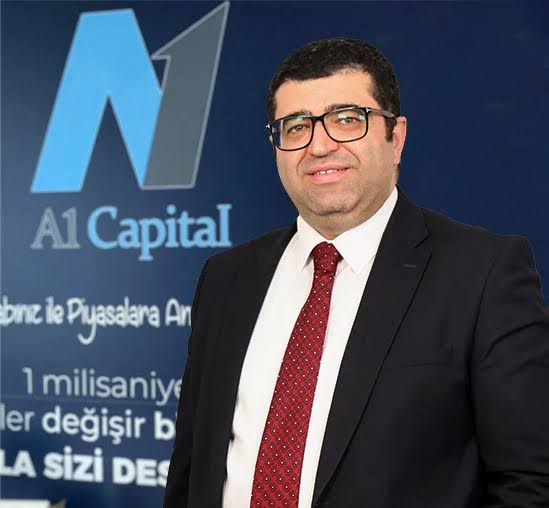 fonunmagdurlari's tweet photo. SEKTÖRÜN İÇİNDEN TARİHİ İTİRAF: "RİSK ALMAK BAŞKA, DOLANDIRILMAK BAŞKA! BURADA MAĞDURİYET VAR!"

"Fon aldınız, riski kabul ettiniz" diyerek soygunu aklamaya çalışan algıcılara en net ve tokat gibi cevap doğrudan piyasanın kalbinden, A1 Capital Genel Müdür Yardımcısı Üzeyir Doğan'dan geldi:

"Fon alan bir yatırımcı gidip Kıbrıs'ta kumar oynayan birisiyle eş tutulmamalı. O fonu alan riski aldı; niye aldı? Yüzde 5'ini, 10'unu, 15'ini, 20'sini belki kaybedebilirim ama kazanırsam mevduatın üzerinde getiri elde edebilirim diye girdi.

Şimdi sen o adama diyorsun ki: 'Sen paranı alma, risk aldın.' HAYIR ABİ! RİSK ALMAKLA DOLANDIRILMAK FARKLI ŞEYLER! Bu ikisini birbirinden ayırmak lazım. Yani burada bir mağduriyet var."

Piyasa uzmanı dahi gerçeği açıkça söylüyor: Bu bir finansal dalgalanma veya yatırım riski değildir; halkın devlet güvencesiyle TEFAS'a yatırdığı birikimlerin organize biçimde buharlaştırılmasıdır!

455 bin tasarruf sahibi kumarbaz değil, SPK denetimindeki yasal piyasa yatırımcısıdır. Mağduriyetimiz giderilene, paramiz ve haklarımız iade edilene kadar susmayacağız!

Biz kendi hakkımızı savunmazsak kimse bizim yerimize savunmaz!  

📌CİMER, KDK, SPK, Bankalar, TBB, BDDK, e-Dilekçe ve tüm milletvekillerine tek tıkla şikayet gönderebileceğiniz güncel hazır metinler için platformumuzdaki şikayet sihirbazını kullanın:  https://t.co/uynIzCiE0L 

#tly #thf #tmv #tp2 #pnu #fsu #doh #dfi #TeraMağduriyetiSonBulsun #fonmağdurları #FonMagdurlari #TefasMagdurlari #SPK #MehmetSimsek #TBMM #CIMER #KDK #DDK #FonMağdurları #TEFAS #Takasbank #Fibabanka #akbank #garanti

@55erhanusta
@cevdetakaychp
@spkgovtr
@Takasbank
@memetsimsek
@RTErdogan