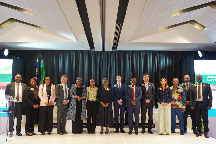 UNNamibia's tweet photo. Climate resilience cannot sit with one ministry alone.
Led by @MinistryofEnvi2, 🇳🇦’s #NDC3 calls for climate action to shape planning, budgets &amp; investment across government and society.
@UNNamibia stands with Namibia as ambition moves to implementation. #ClimateAction https://t.co/wRoealCv6Z