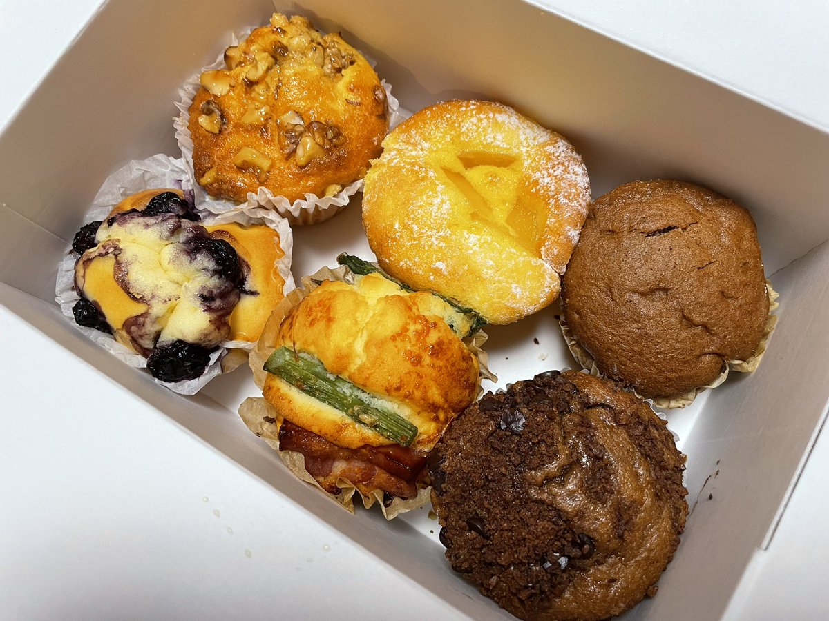 saltincoffee's tweet photo. ずーっと気になっていたカインズのマフィンをやっと食べられた！
個人的にはメープル&amp;クリームチーズが好き！ https://t.co/fCuHrpk7zT