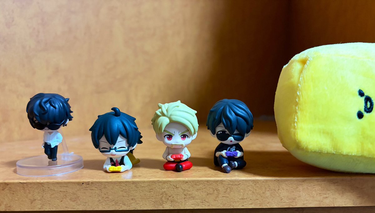 HM83276354's tweet photo. 今日の戦利品🍆🍌🦍🍆🍟 https://t.co/ASeyYVxiZ5