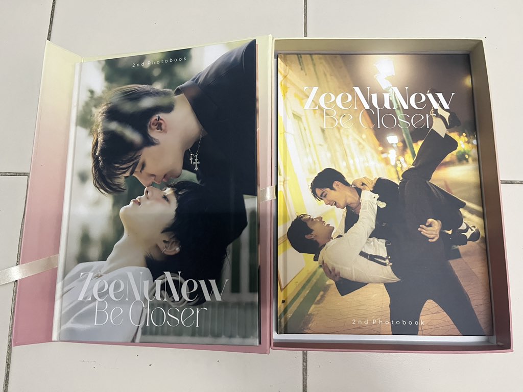 Mumew_Macarons's tweet photo. WTS | ขาย 🛍️✨

Photobook ZeeNunew

❗️SALE ❗️

📦 ราคา 800 ฿
📮 จัดส่งฟรี

(รับผ่อน/วอเล็ต)

สนใจ DM 🙏🏻💖

#ตลาดนัดซีนุนิว
#ตลาดนัดซนซน
#ZeeNunew 
#ZeePruk 
#NuNew https://t.co/g9tlQWVpJ7