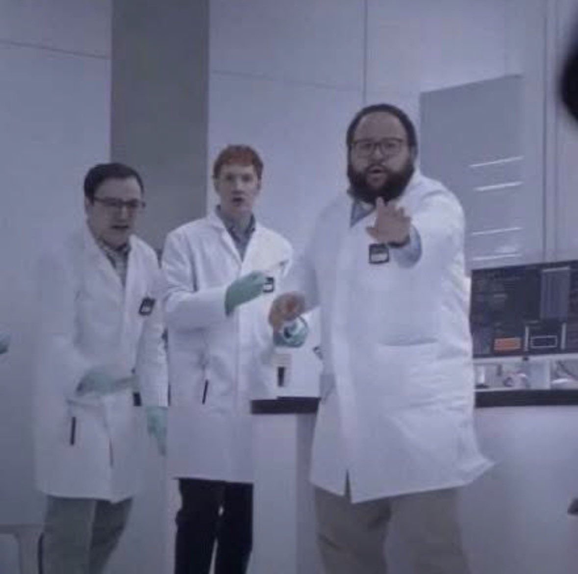 AdnaanJnr's tweet photo. Since the virus isn’t airborne, how exactly did these doctors leak the virus?#ResidentEvil https://t.co/5fmDXceHvj