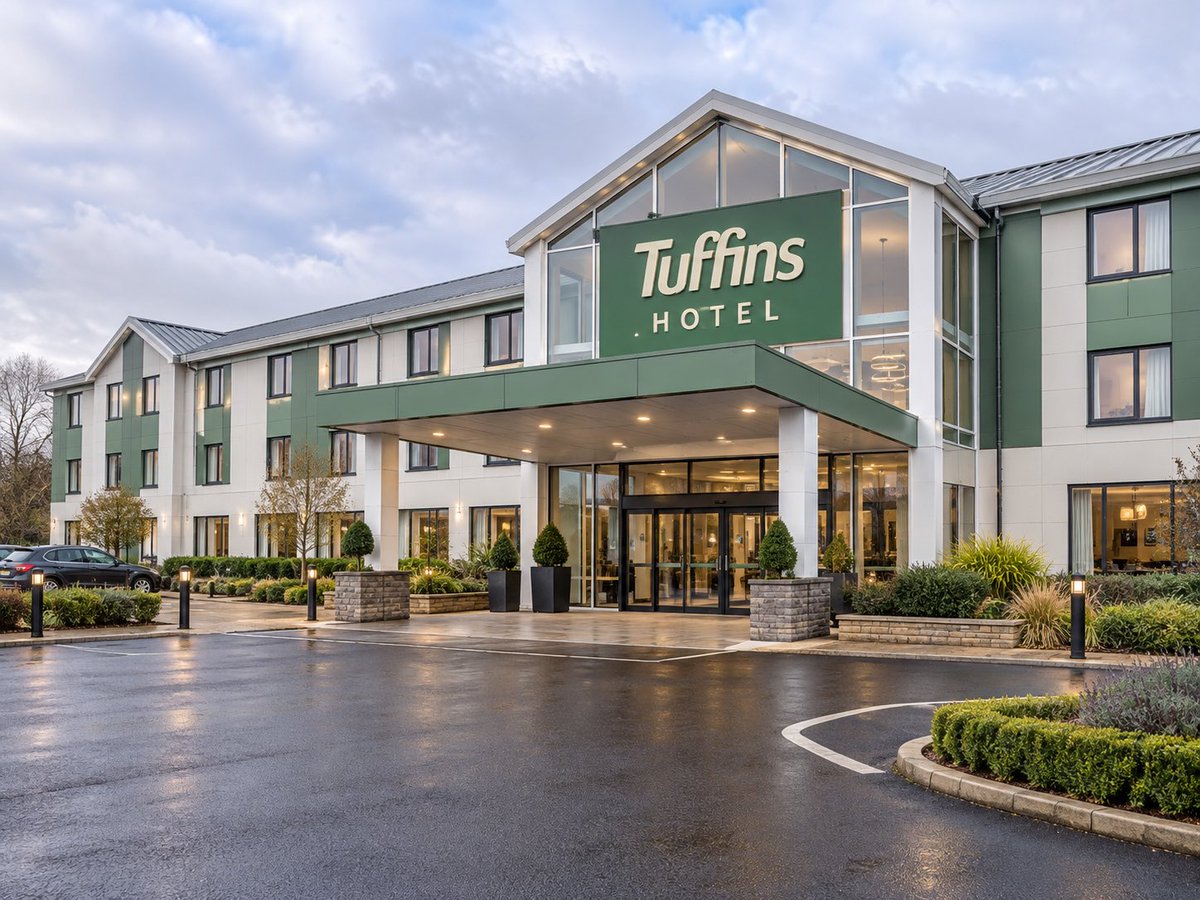 GovMaddytropica's tweet photo. Tuffins has introduced their very own budget hotels! You can find them in every city and every town in Maddytropica 💜 https://t.co/PbIgHde56B