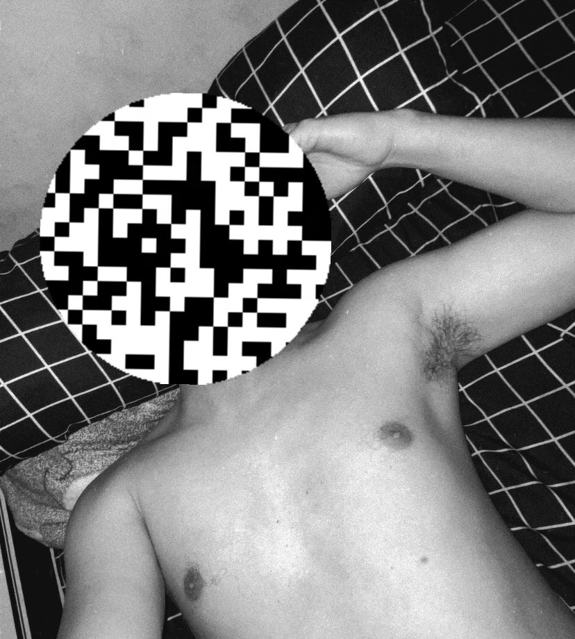 Secon95's tweet photo. Weekend lagi 🙃 Sendi2 apa yg sakit? sendiriiannnnn👀 #gay #gaymanado https://t.co/yoa38ILjVu