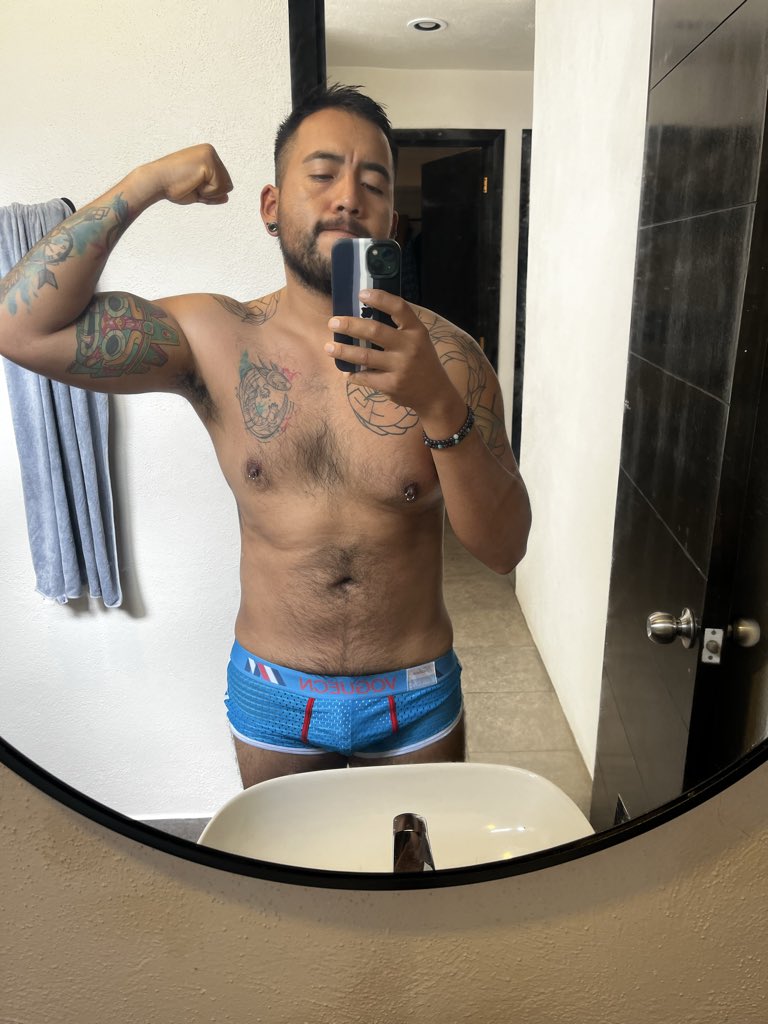 JosmanBM's tweet photo. Último día de vacaciones 😢
#chacalgay
#chacalmexa
#underwear https://t.co/mkDc38XNQC
