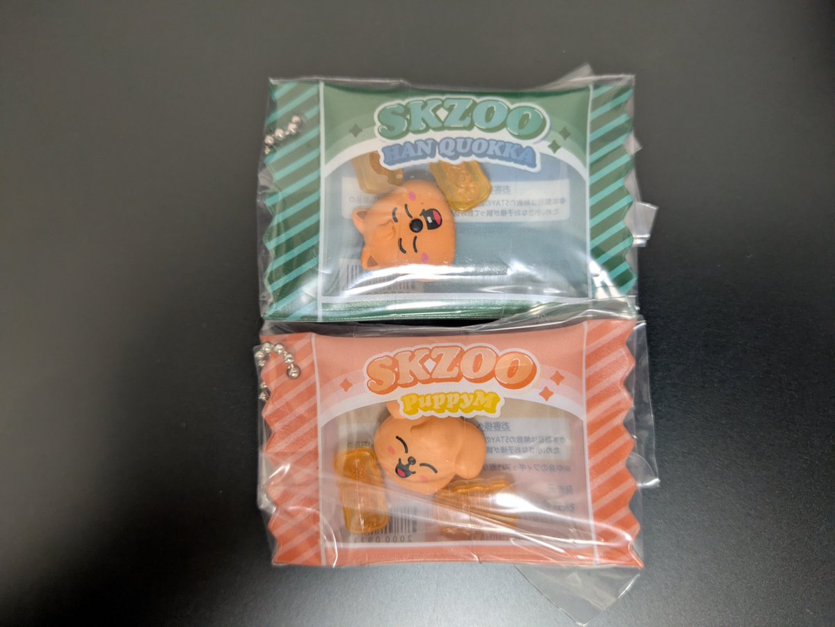 yuBBAzu's tweet photo. 違うんですよ、たまたまコンビニ寄ったら目が合ったのでね https://t.co/VT3j0nxJ73