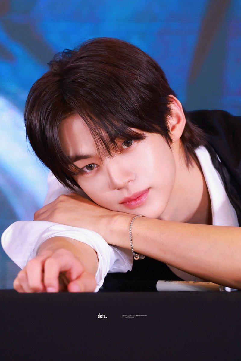 renkifan's tweet photo. <- 내가 시킨 거                        렌키가 한거 -> https://t.co/r148cWQQqb