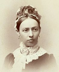UCL_IfWH's tweet photo. Pioneer. Surgeon. Trailblazer 🩺

Dame Mary Scharlieb (1845–1930) helped to transform women's healthcare and remains a key figure in UCL's women's health history. Join us on 29 September and celebrate two centuries of impact.  

🔗 https://t.co/HGQgqwrkW7 
📸: Wellcome Collection https://t.co/Pr1VOKb5d2
