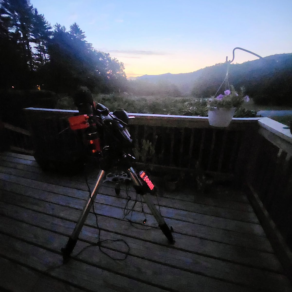 OscarMosty's tweet photo. Day 2714. A beautiful morning after capturing two hours of the North America Nebula, then spending the rest of the night on Andromeda. I’m shooting calibration frames now and will process everything later today. https://t.co/DYv7kRPODG