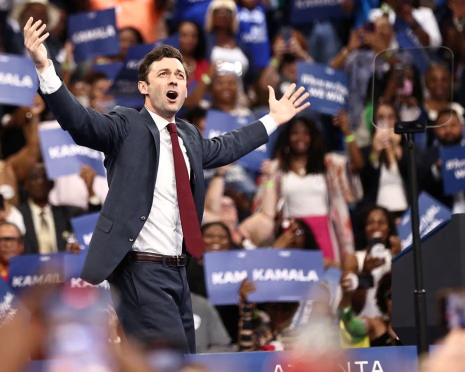 PpollingNumbers's tweet photo. New - 2028 Dem primary poll - Georgia

🔵 Ossoff 30% (+6)
🔵 Harris 24%
🔵 Newsom 13%
🔵 Buttigieg 7%
🔵 Ocasio-Cortez 6%
🔵 Kelly 6%
🔵 Shapiro 4%

Big Data Poll #B - 9/22 https://t.co/2Ws0QVpN01