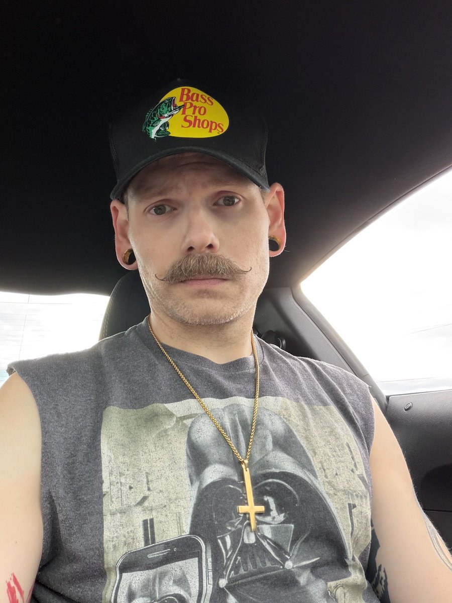 BradLeeStephen's tweet photo. Would you rather ride the Stang or the Stach? Have a good day! 👍🏼 Enjoy! https://t.co/52LIJT7H3b