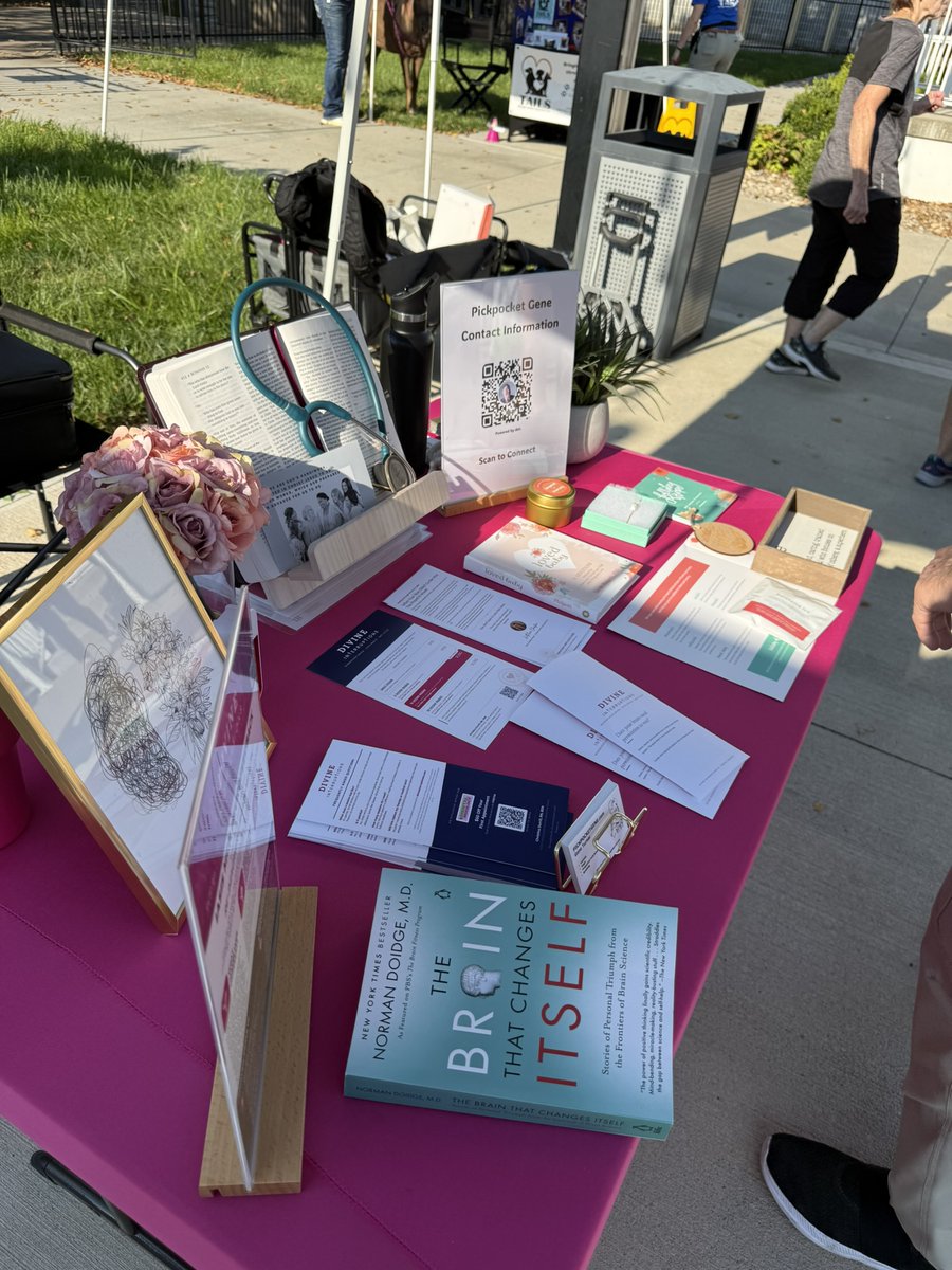 PickpocketGene's tweet photo. Great time working with my daughter, Christina Durrill, and Divine Interruptions at the Mental Mixology Walkathon! I used my “Magic with a Message” to highlight microcurrent neurotherapy while supporting mental health awareness. For more information, see https://t.co/Gx9pMYL0kJ https://t.co/u8mSUNfkCi