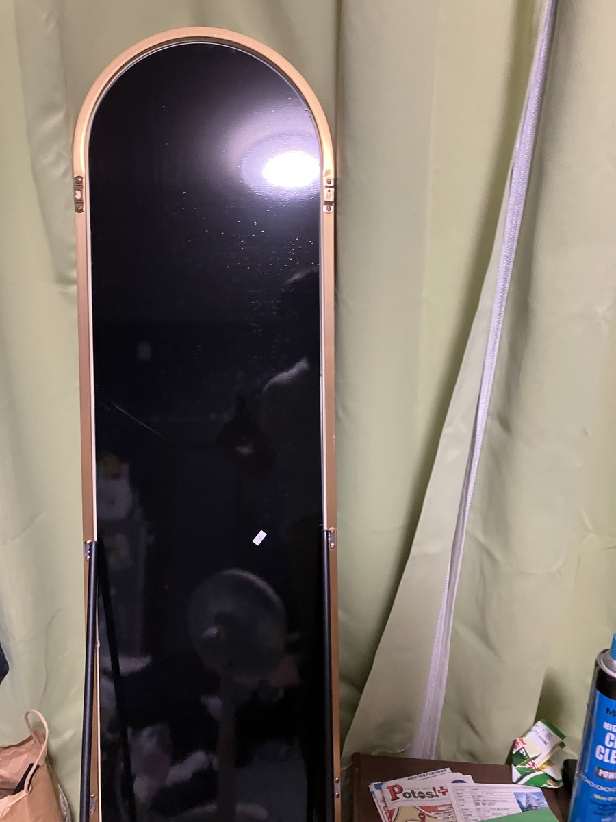 nitrodake76's tweet photo. 面接の為に鏡まで買ったのに落ちました、、 https://t.co/TLwX5bFrxa