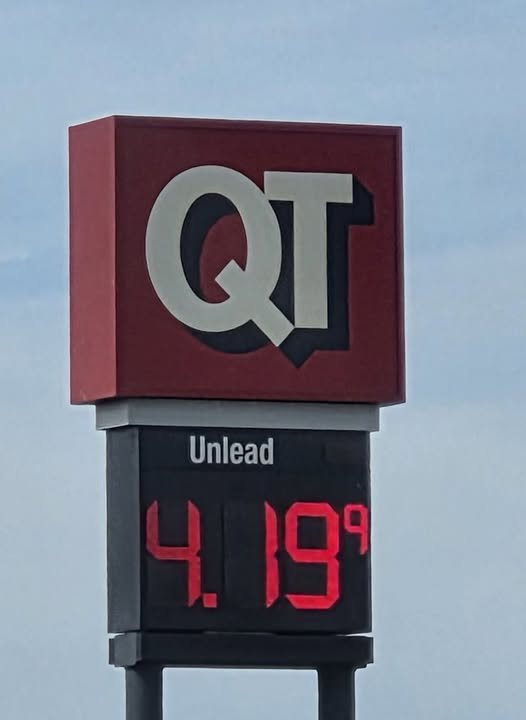 JankiInc's tweet photo. Andrea Biscardi for Oklahoma·Follow
18 hours ago ·
Gas went up 24 cents per gallon today in Tulsa. I am a registered nurse and I visit patients every work day all around Tulsa County. I fill up my tank 2-3 times a week.…
See more https://t.co/UCG1qOeME8