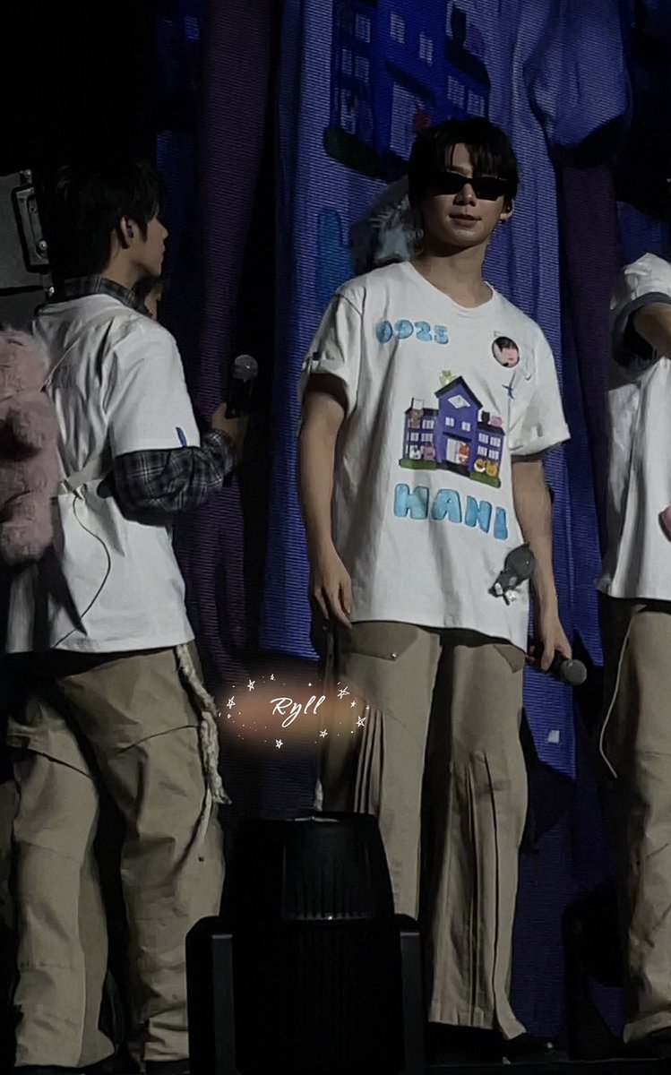 moonjwisung's tweet photo. Before this day ends in KST🤣

I just wanted to say…
Happiest birthday to this silly guy!!!🥳🎉
Hope you had a wonderful day today, my Hani🤍

HAPPY HANMAZING BIRTHDAY
#AChapterCalledParkHan
#대박한생일

P.S. sorry for the low qual pics🥲 https://t.co/doUvOEwcaj