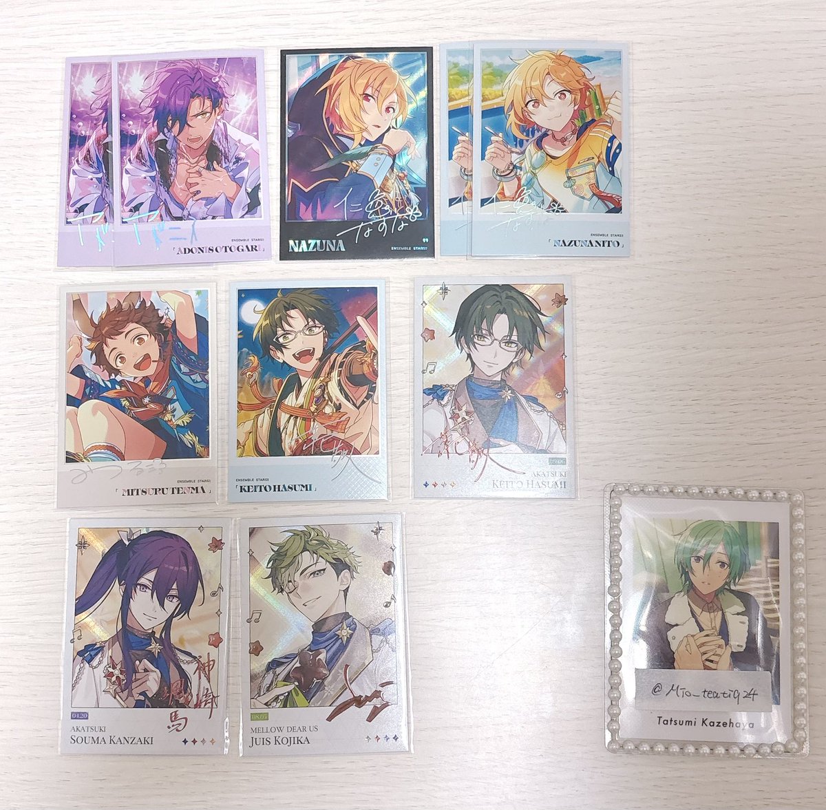 Mio__teatiq24's tweet photo. 【譲渡】あんスタ チェキ カード ポラロイド 中国 海外

譲｜スバル 真 一彩 藍良 マヨイ 英智 弓弦 千秋 奏汰 鉄虎 忍 日和 ジュン ひなた ゆうた 燐音 こはく 司 凛月 つむぎ アドニス なずな 光 敬人 颯馬 ジュイス 

求｜140/枚+送料

・郵送のみ https://t.co/AYS7sFSSUS